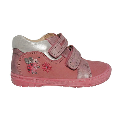 Szamos Girls’ Genuine Leather Shoes – Ergonomic Supportive Sole, Stable Heel, Flexible Forefoot, Adjustable Hook & Loop Straps, Embroidered Design – Pink/Silver with Ladybug & Flower